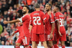 利物浦賽季前瞻：衛(wèi)冕冠軍負重前行，斯洛特要打“富裕仗”了