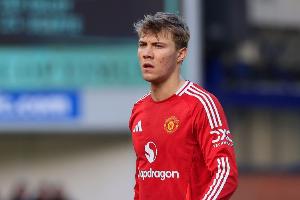 法爾克：勒沃庫森無意引進(jìn)霍伊倫，滕哈赫將?？艘暈轭^號(hào)前鋒