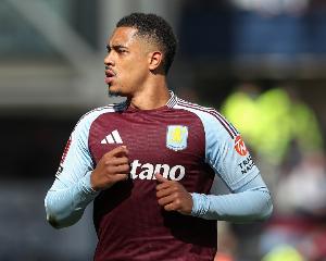 連鎖反應(yīng)！維拉輸球送紐卡躺進歐冠，如今被迫4000萬賣青訓(xùn)給后者