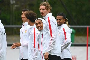 德媒：斯圖加特財(cái)務(wù)狀況顯著改善，有底氣在轉(zhuǎn)會(huì)上對(duì)拜仁說(shuō)“不”