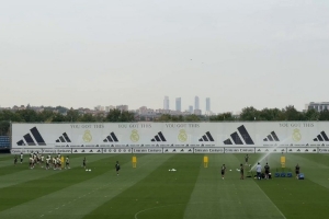 記者：門迪、卡馬文加、貝林厄姆、恩德里克缺席皇馬今日訓(xùn)練