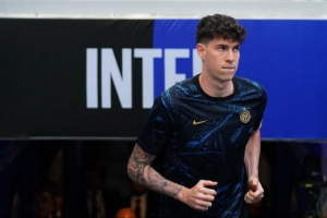 記者：關于切爾西與巴斯托尼的傳聞是不著邊際的