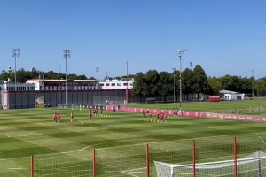 朝著復(fù)出邁進(jìn)！記者：帕夫洛維奇參加拜仁今日熱身