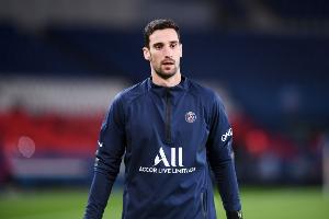 世體：塞爾塔有意加拉法門將里科，他和阿斯帕斯關(guān)系密切