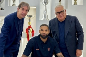 官方：萊切簽下杜塞爾多夫中衛(wèi)西伯特，據(jù)悉轉(zhuǎn)會(huì)費(fèi)總額550萬歐