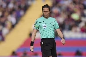 西媒：西甲裁判將首度解釋比賽爭(zhēng)議判罰，9月9日后實(shí)施