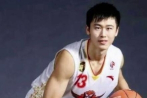 啥情況？賈誠：15年的青春 從青澀少年到需要重新開始 感謝籃球