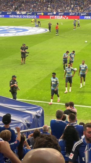 都知道你心態(tài)不好！維尼修斯熱身遭主隊球迷噓，生涯從未對陣該隊