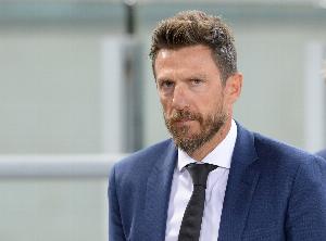 萊切主帥：米蘭會(huì)不惜代價(jià)爭取勝利，卡馬達(dá)如果首發(fā)要保持冷靜