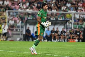 記者：費內巴切1200萬歐+獎金再次報價埃德森，曼城要價1500萬歐