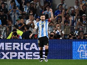 奧萊報：梅西和德保羅已經(jīng)抵達阿根廷，將加入阿根廷國家隊訓練營