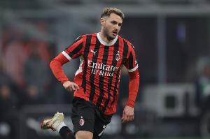 父親：米蘭花4000萬簽下S-希門尼斯卻想將他外租，我真的無法理解