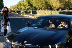 記者：盧寧背部不適返回皇馬基地，但不會(huì)影響下場(chǎng)俱樂部比賽