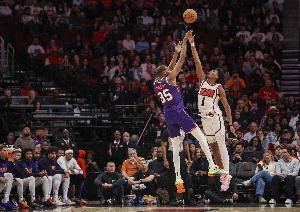 阿門：一想到不用防杜蘭特 他還是我隊(duì)友了 我就忍不住地笑