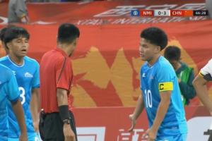 多才多藝...北馬里亞納群島U23首發(fā)20號(hào)中衛(wèi)還是羽毛球球員