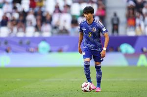 三笘薫：日本從前場(chǎng)就逼搶這點(diǎn)做得不錯(cuò)，但不能進(jìn)球一切就沒(méi)意義