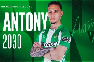 曼聯(lián)外租奧納納+虧本送走安東尼霍伊倫，滕帥6.5億15筆引援剩10人