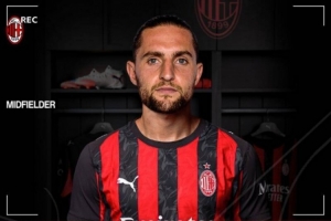 新援來了！隆戈：拉比奧特將在明天上午抵達米蘭