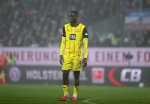 吉拉西連續(xù)8場德甲破門，非德國球員僅萊萬、奧巴梅揚(yáng)曾做到