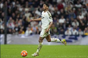 記者：貝林厄姆已進(jìn)行數(shù)周高強(qiáng)度訓(xùn)練，每天訓(xùn)練八九個(gè)小時(shí)