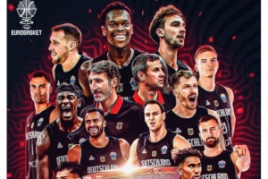 連續(xù)在世界大賽奪金！施羅德曬照：歐洲冠軍????！