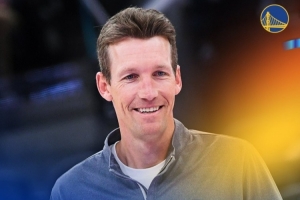 真摯的祝福！勇士官方祝球隊(duì)總經(jīng)理鄧?yán)S45歲生日快樂！??