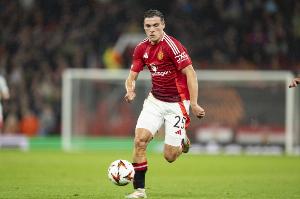 羅馬諾：有意甲球隊(duì)對(duì)烏加特感興趣，但曼聯(lián)拒絕了任何租借轉(zhuǎn)會(huì)