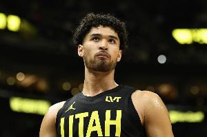 上賽季場均9.8分&一年合同！森林狼官方：球隊簽下前鋒朱贊