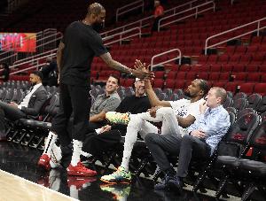 杜蘭特：我只是火箭普通一員 不會(huì)去想自己是老將或者是否是GOAT