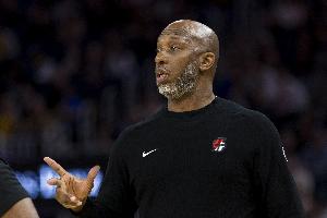 真摯的祝福！祝開拓者主帥比盧普斯49歲生日快樂！??