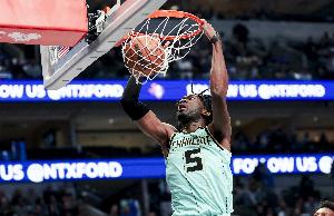 杰倫-格林：我沒跟能空接的大個(gè)子合作過 很興奮很期待與馬威共事