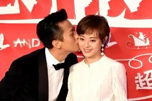 孫儷：鄧先生為了打籃球都第幾次拿拐杖了？鄧超：926次??