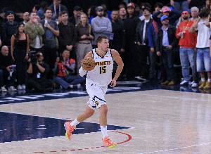 皮蓬：不確定東契奇&約基奇能否在我的年代統(tǒng)治 那時(shí)習(xí)慣全場緊逼