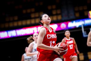 媒體人：李沅珊是李夢接班人 目前就缺持球單打和打擋拆的經驗