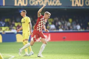 賽季報(bào)銷(xiāo)！阿斯：范德貝克跟腱完全斷裂，將傷停超過(guò)8個(gè)月