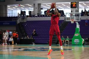 隊記：湖人簽下后衛(wèi)泰維安-瓊斯 并裁掉后衛(wèi)賈倫-坎伯蘭