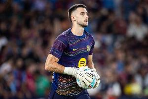 巴薩官方：霍安-加西亞今日接受了左膝手術，恢復時間預計4到6周