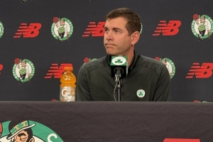 除了塔圖姆其他人全體都健康？斯蒂文斯：據(jù)我所知 是的