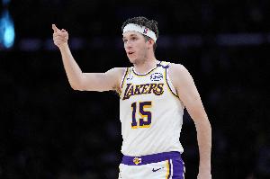 里夫斯：如果浪投刷數(shù)據(jù)是成為全明星的方式 那我寧愿為贏球而戰(zhàn)