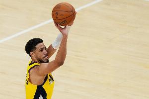 太難了！哈利伯頓：沒(méi)回顧過(guò)季后賽 沒(méi)回看過(guò)任何一場(chǎng)比賽