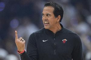 斯波：對(duì)維金斯?fàn)顟B(tài)感到滿意 他的家人也搬來(lái)了他的表現(xiàn)會(huì)更好