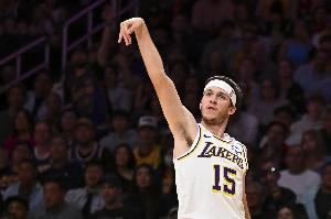 里夫斯談提前續(xù)約報(bào)價(jià)：價(jià)格不合適 但不是說(shuō)我要尋求天文數(shù)字