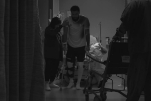 烏度卡：范弗里特因為藥物作用頭有點暈 不過已經(jīng)在積極康復(fù)