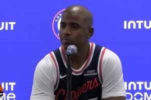 保羅：每支球隊(duì)進(jìn)入訓(xùn)練營時(shí)都認(rèn)為他們能贏得總冠軍 太有趣了！