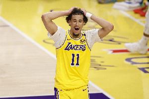 海斯：夏天我增重了一些 希望能在不同方面為球隊提供幫助