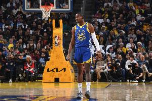 Shams：當庫明加明年1月獲得交易資格 探索交易將成為大概率事件