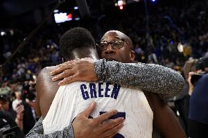 我不是錫伯杜！邁克-布朗：賽季很長 不想球員在最后被耗盡