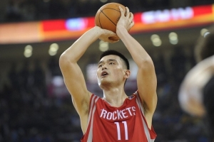 本-戈登：初見姚明只覺他太高大了 以為他體內(nèi)有外星人在控制