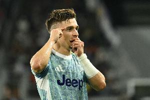 僅兩位02年后出生球員連續(xù)4賽季在歐冠進球：小孔塞桑、阿德耶米