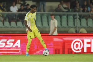 尤文官方：卡巴爾右大腿股二頭肌中度損傷，兩周后復查